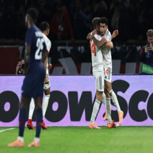 دياز يتألق في فوز بايرن على سان جيرمان بدوري الأبطال