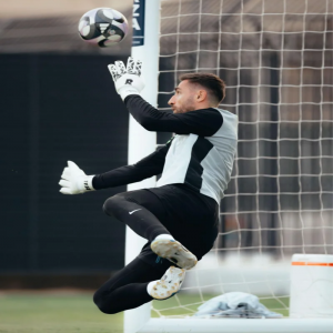 القادسية يختتم استعداداته لمواجهة الخلود في روشن