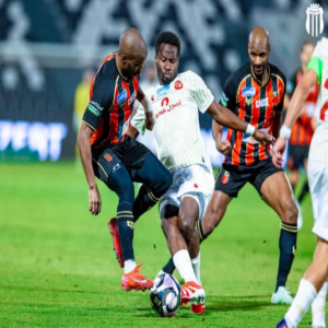 التعادل الإيجابي يُنهي مواجهة الرياض أمام ضمك