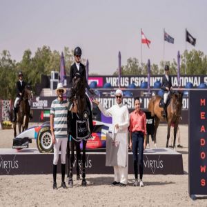 نوادر النابودة تتألق في افتتاحية دولية «فيرتوس» لقفز الحواجز بدبي