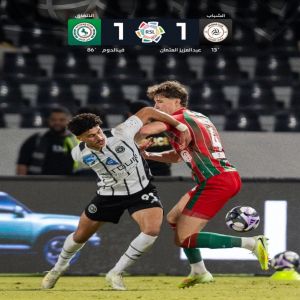 التعادل الإيجابي يحسم مواجهة الشباب والاتفاق