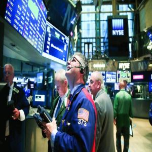 تفاؤل بقرب انتهاء الإغلاق الحكومي الأمريكي يدعم «وول ستريت» وبورصات أوروبا