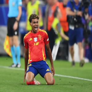 استبعاد يامال من منتخب إٍسبانيا بسبب الإصابة