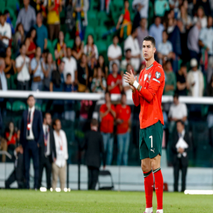 رونالدو يعلن عن موعد اعتزاله