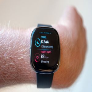 موظف صيني يفقد عمله بسبب تطبيق إحصاء الخطوات