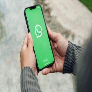 واتساب يفتح أبوابه ويسمح بالدردشة مع تطبيقات خارجية لأول مرة