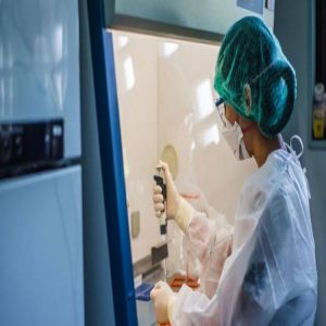 دراسة علمية تؤكد أن الشيخوخة تمنح الجسم حماية من الإصابة بالأورام السرطانية