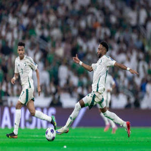 4 غيابات في صفوف الأخضر أمام الجزائر