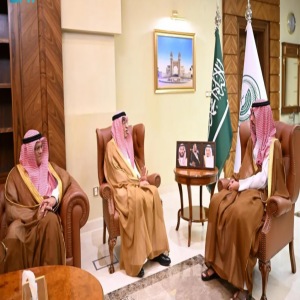 مُحافظ جدة يستقبل رئيس مجلس مديري مطارات جدة