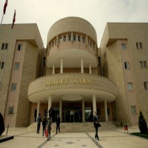 تركيا.. إصابة 4 أشخاص بانفجار بمحكمة في شانلي أورفا