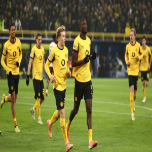 دورتموند يستعيد بريقه بالفوز برباعية على فياريال في دوري الأبطال