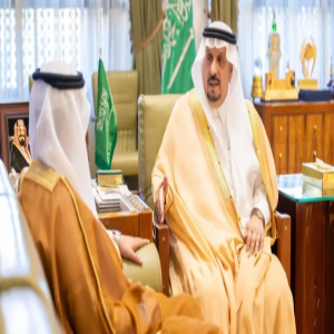أمير منطقة الرياض يستقبل المدير التنفيذي للهيئة الدائمة المستقلة لحقوق الإنسان بمنظمة التعاون الإسلامي