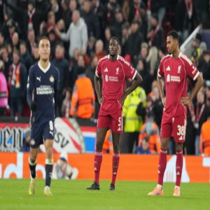 أيندهوفن يسحق ليفربول برباعية في أنفيلد بدوري الأبطال