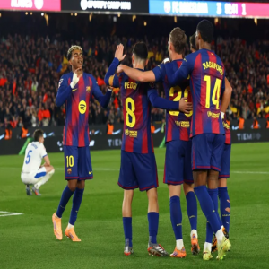 أولمو يقود برشلونة للفوز على ألافيس في الدوري الإسباني