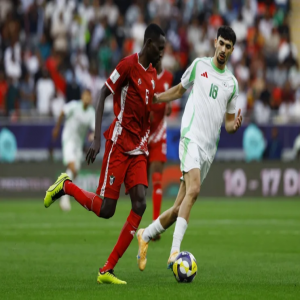 كأس العرب.. التعادل السلبي يُنهي مواجهة الجزائر أمام السودان