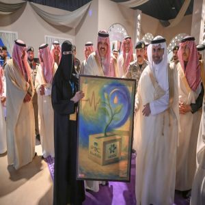 د. نجلاء أحمد تشارك في المعرض الفني لمؤتمر حائل الدولي لطب نمط الحياة 2025