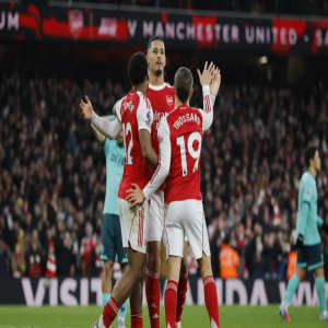 النيران الصديقة تقود أرسنال للفوز على ولفرهامبتون