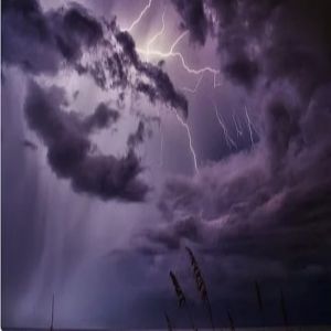 الأرصاد : هطول أمطار رعدية غزيرة على هذه المناطق