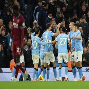 هالاند يقود السيتي لقمة الدوري بثنائية في مرمى وست هام