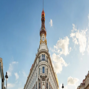 فندق فورسيزونز مدريد يوفر تجربة مقصورة خاصة لمشاهدة المباريات في ملعب لوس بلانكوس لضيوف الأجنحة