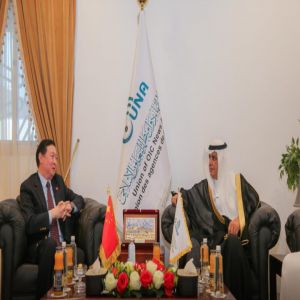 السفير الصيني لدى السعودية يبحث مع مدير عام “يونا” سبل تعزيز التعاون الإعلامي