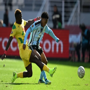 بنين تهزم بوتسوانا وتحقق انتصارها الأول بكأس الأمم