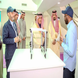 وزير التعليم يزور الكلية التقنية بحائل