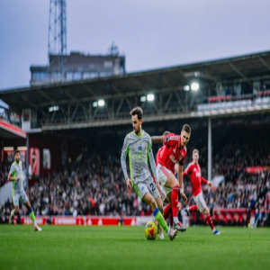 فورست يتقدم بشكوى بشأن التحكيم بعد خسارته من سيتي