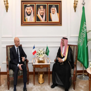 مدير فرع وزارة الخارجية بمنطقة مكة المكرمة يستقبل القنصل العام الفرنسي