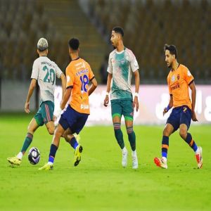 الأهلي يفوز على الفيحاء بهدفين