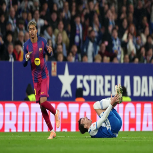 برشلونة يهزم إسبانيول ويتصدر "الليغا"