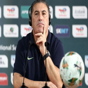 رسميًا.. بيسيرو مدربًا لنادي العلا