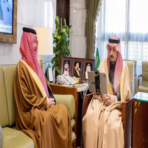 أمير منطقة الرياض يطلع على مشروع ردم وتحصين الآبار المهجورة ومنظومة المياه بالمنطقة