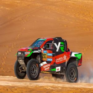 انسحاب الراجحي من رالي داكار السعودية 2026 وتسعة متسابقين آخرين