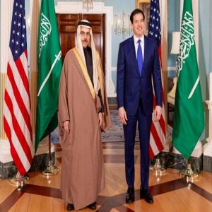 سمو وزير الخارجية يلتقي وزير الخارجية الأمريكي