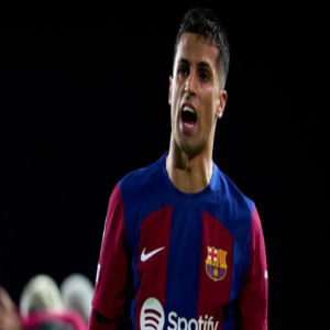 رسميًا.. برشلونة يضم كانسيلو ظهير الهلال