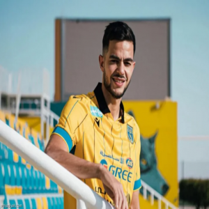 التعاون يفسخ عقد لاعبه رومان فيفر