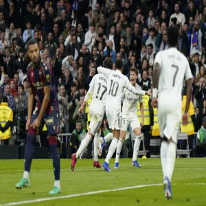 ريال مدريد يفوز على ليفانتي ويواصل مطاردة الصدارة في "الليجا"