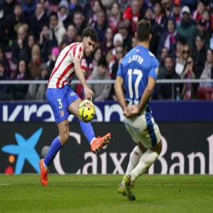 أتليتيكو مدريد يهزم ألافيس بهدف ويعزز موقعه في "الليجا"