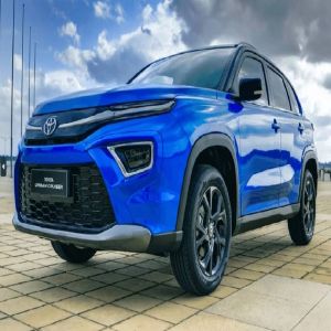 تويوتا تطلق أوربان كروزر 2026 بتجهيزات متقدمة