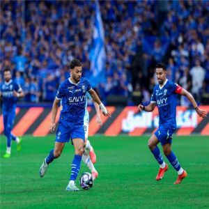 الهلال يسحق الفيحاء برباعية ويواصل صدارته الدوري