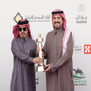 بن جلوي يتوّج الفائزين بختام مهرجان خادم الحرمين الشريفين للهجن