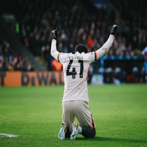 روسنير يشيد بموهبة إستيفاو بعد الفوز على كريستال بالاس