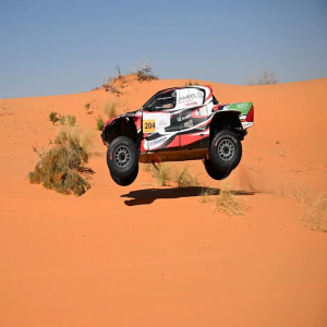 109 متسابقين يمثلون 23 دولة يتنافسون في رالي باها حائل تويوتا 2026