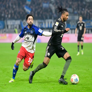 بايرن ميونيخ المتصدر يتعادل مع هامبورج