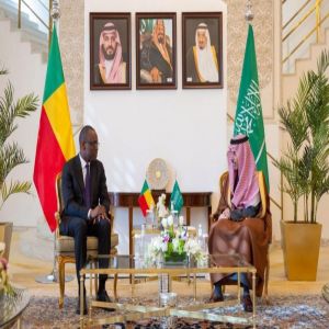 سمو وزير الخارجية يستقبل وزير خارجية بنين