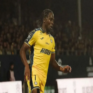 رسميًا.. نيوم يتعاقد مع الفرنسي الشاب ريان ميسي