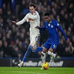 ليدز يوقف سلسلة انتصارات تشيلسي في الدوري الإنجليزي