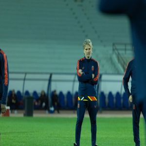 رسميًا.. الرياض يقيل مدربه كارينيو