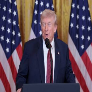 ترامب بعد الاجتماع مع نتنياهو: المفاوضات مع إيران ستستمر